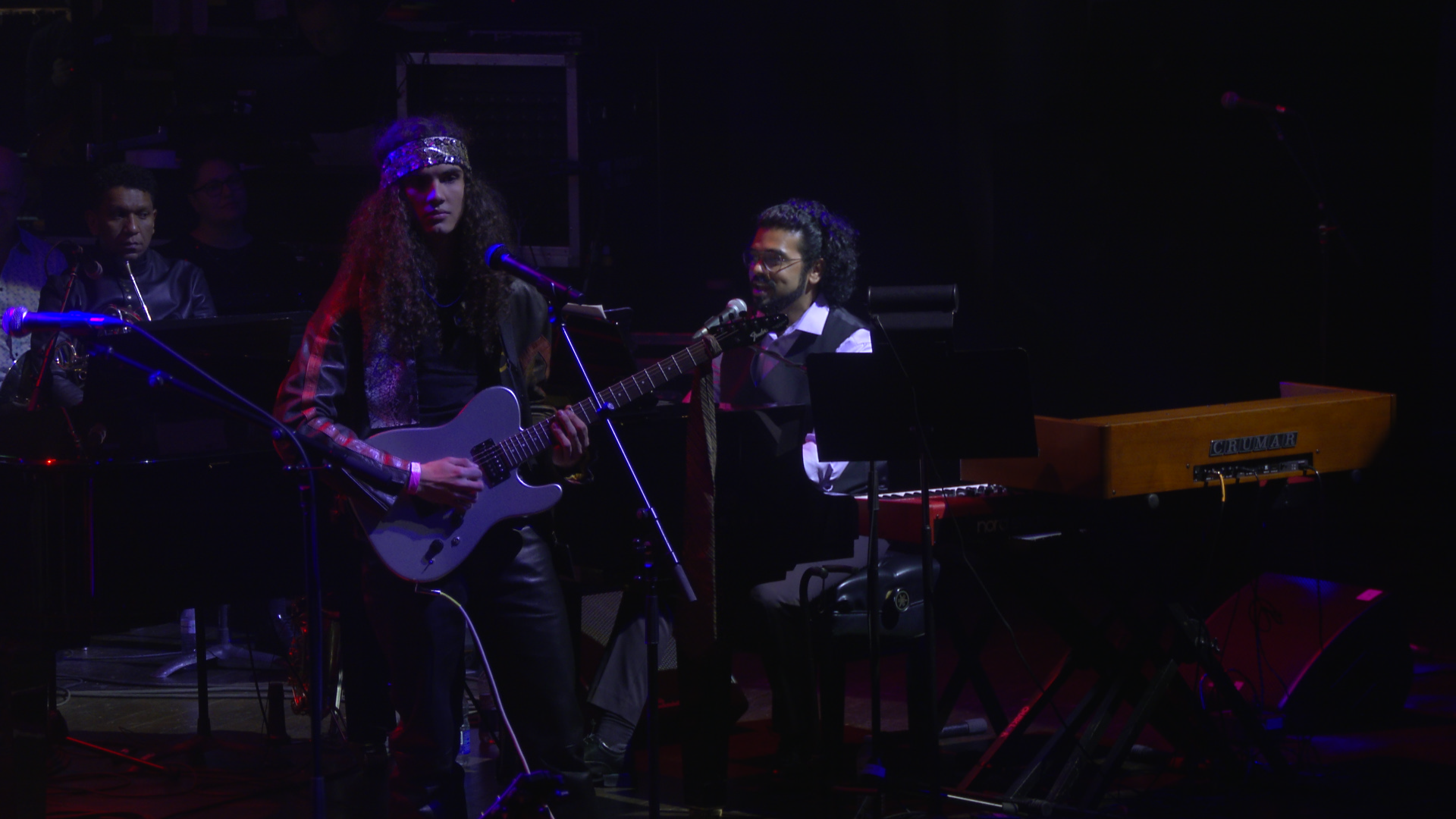 Guitar lessons Toronto — Studio 211 UNBREAKABLE II live performance